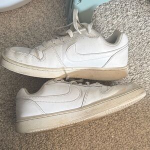 Nike Women's Sneakers - White